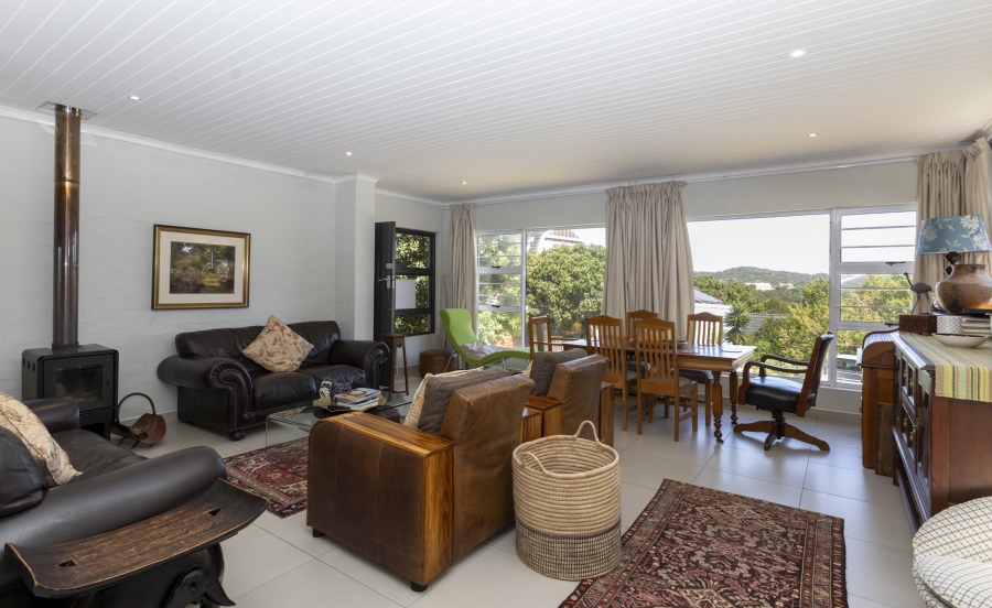 4 Bedroom Property for Sale in Seafield Eastern Cape